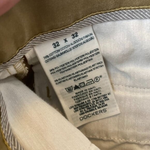 Dockers Mens Pants 32x32 Straight Fit D2 Khaki Straight Leg Flat Front Workwear - Picture 3 of 10